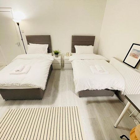 Leytonstone House - Sleepylodge Лондон Экстерьер фото